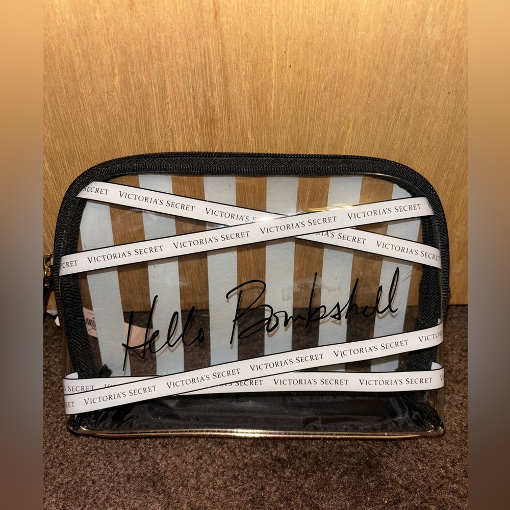 Victoria's secret Hello Bombshell make up case✨